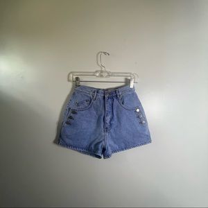 Vintage High Rise Denim Republic Jean Shorts XS 24 W 12 Rise (tag 5/6) Button